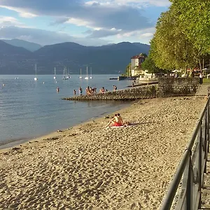  Appartamento Piccolo Porto Di Cerro Italia