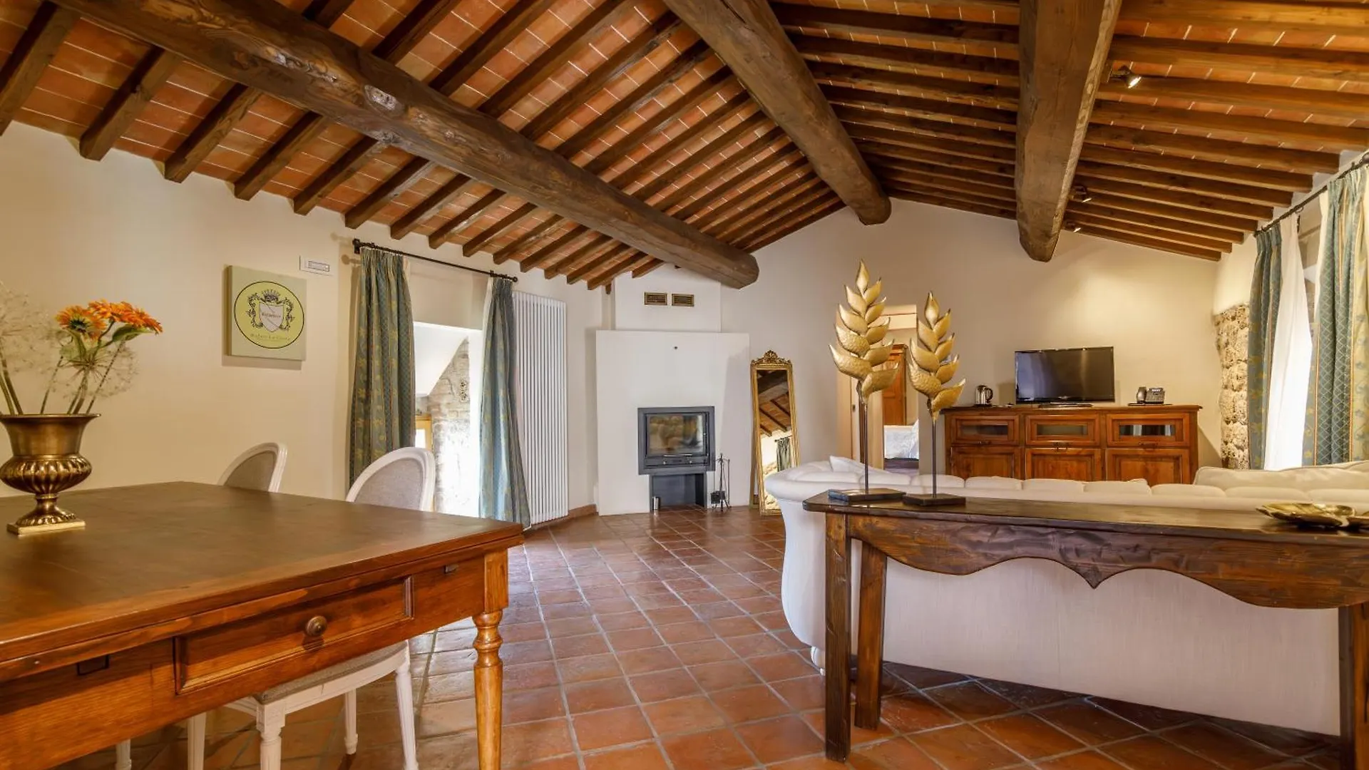Relais La Costa Historical Residence Monteriggioni Italy